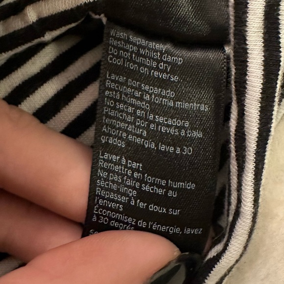 Topshop size 6 black & white stripped cropped tub top - Picture 2 of 4